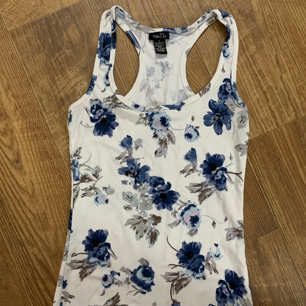 rue21 floral tank top